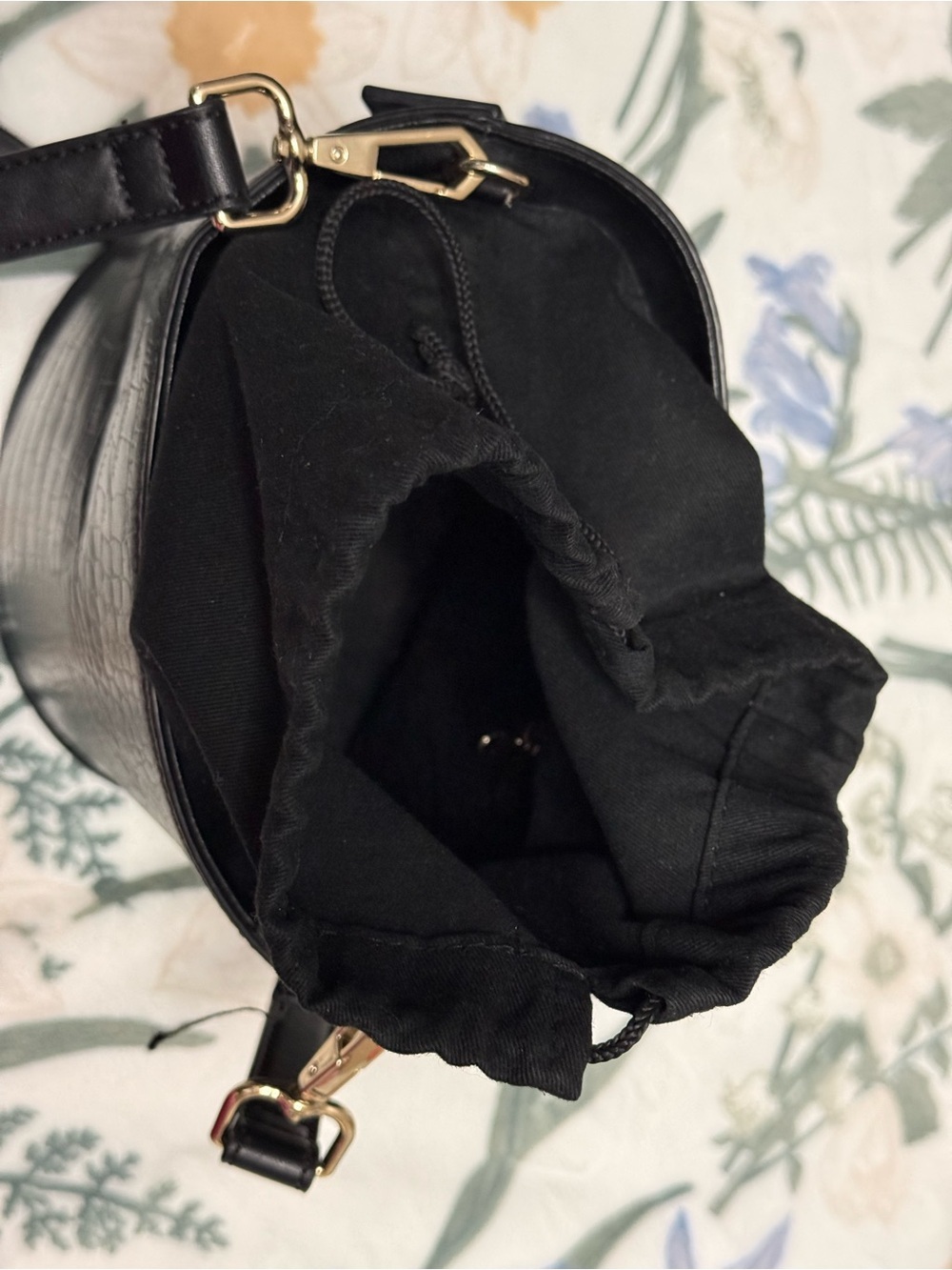 SFW Suitable For Work Black Croc-Embossed Bucket Bag - Picture 5 of 7